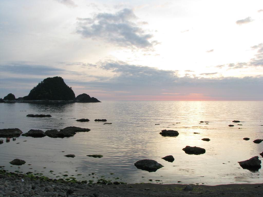 Hotel Sun Resort Shonai Tsuruoka Exterior foto